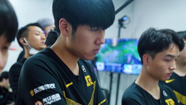 鱼儿说三 鱼儿说三