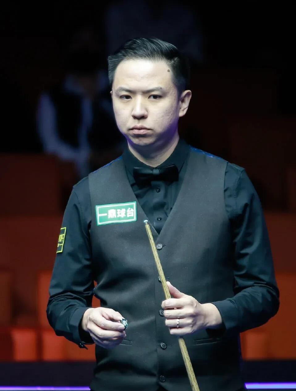 官方：内马尔与利雅得新月协议解约.